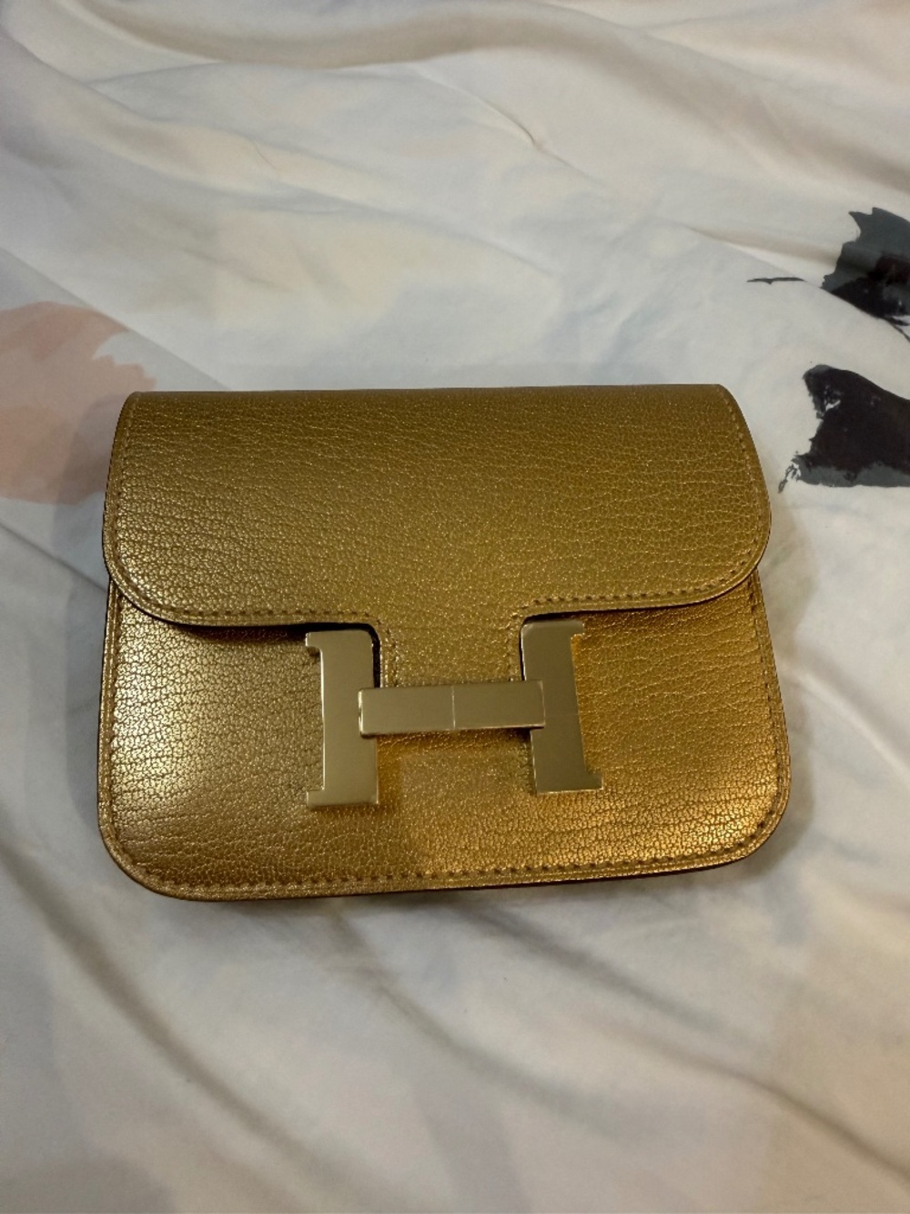 Hermès Constance Slim Wallet Dore Chevre Chamkilight Permabrass Hardware